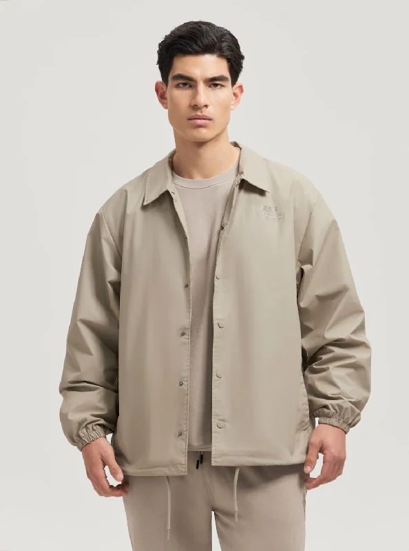 Men coats with a hooded design for added protection against the elements Eco Beige Laerte Active Shacket Men coats with a hooded design for added protection against the elements Eco Beige Laerte Active Shacket