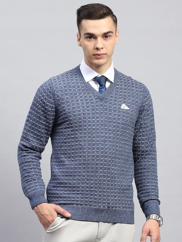 Men Blue Check V Neck Full Sleeve Pullover