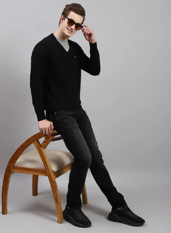 Men Black Solid Lamb wool Pullover